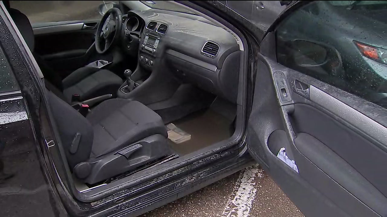 Drivers forced to abandon vehicles after high water filled Houston streets