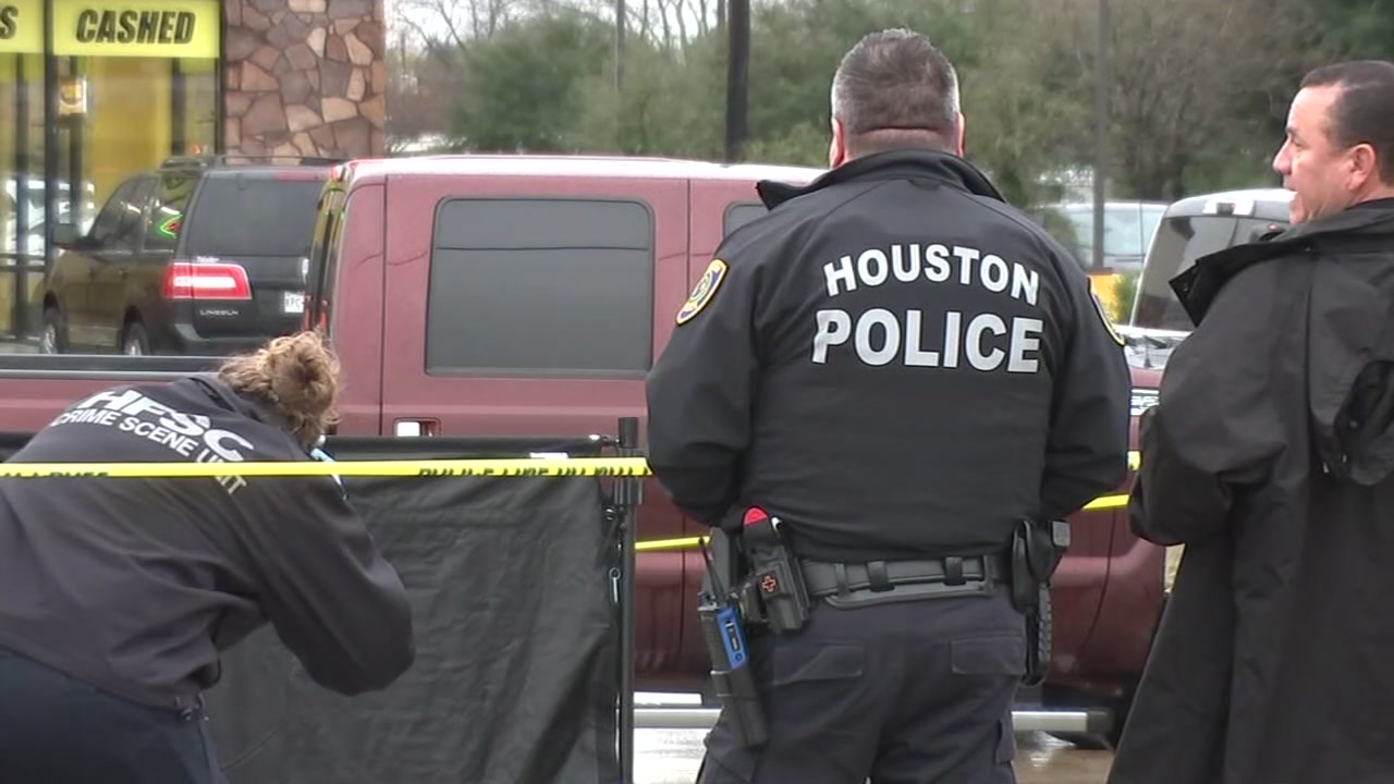 Police investigating after man was shot and killed in north Houston.