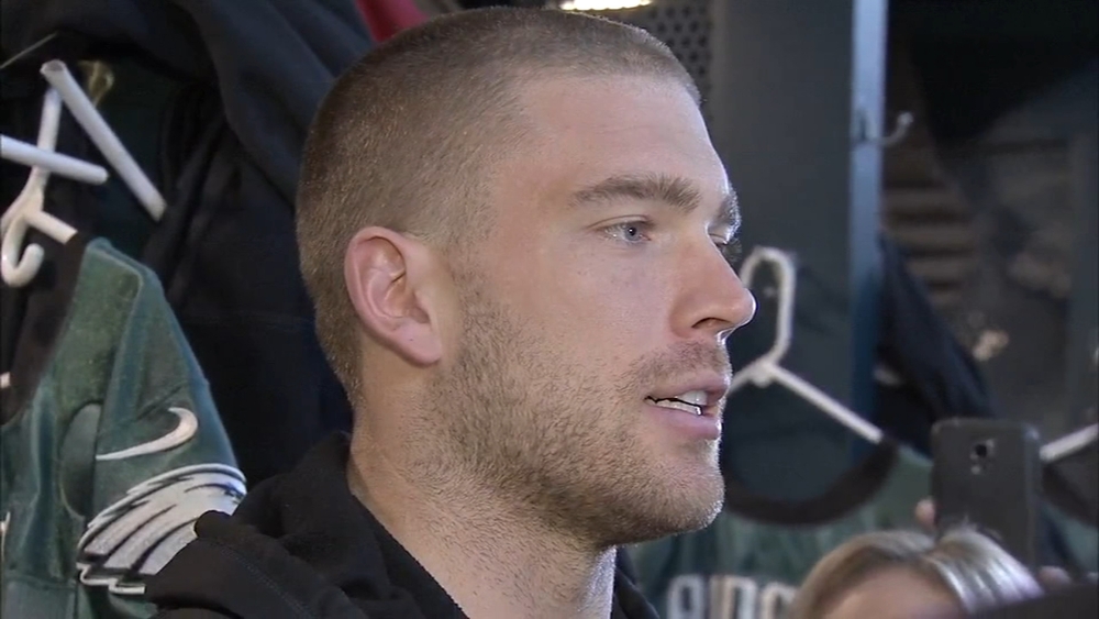 Eagles players say they'll fight for Foles in Chicago