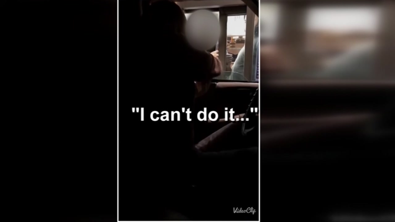 Deaf man refused service at Taco Bell