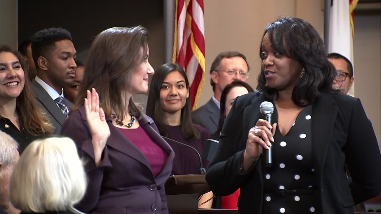 Oakland Mayor Libby Schaaf sworn in for second term