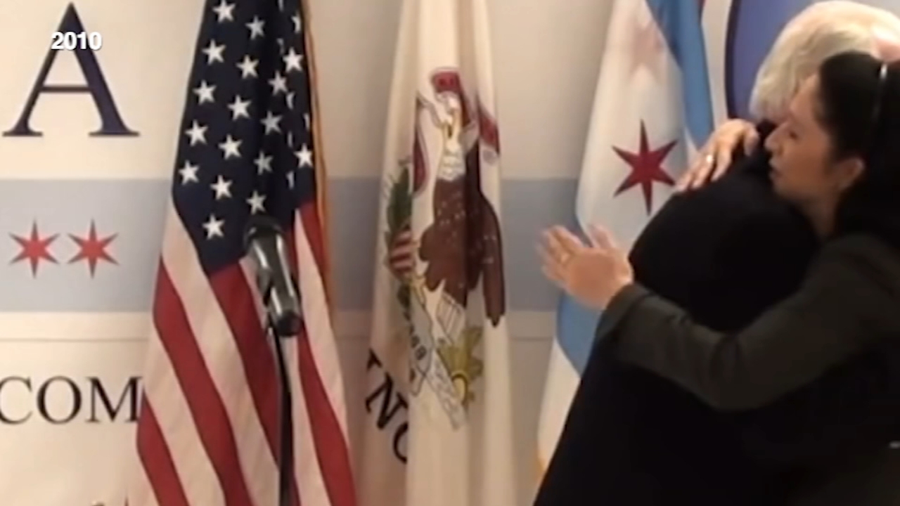 Old video of Mendoza hugging Burke creates new stir in mayor's race