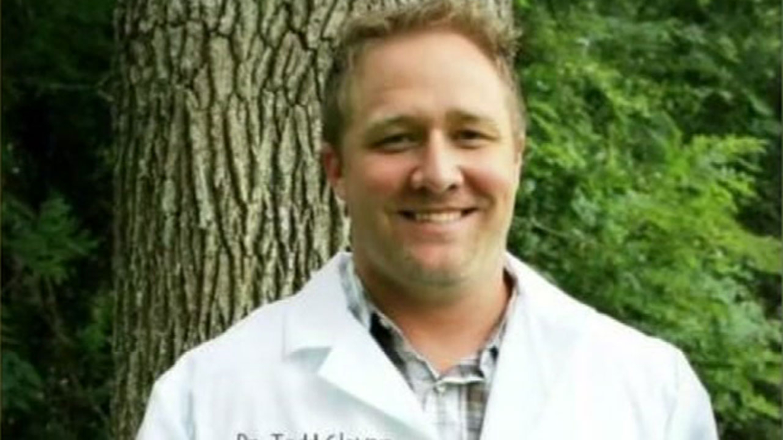 Santa Fe veterinarian Dr.Todd Glover denies rape allegation ABC13 Houston