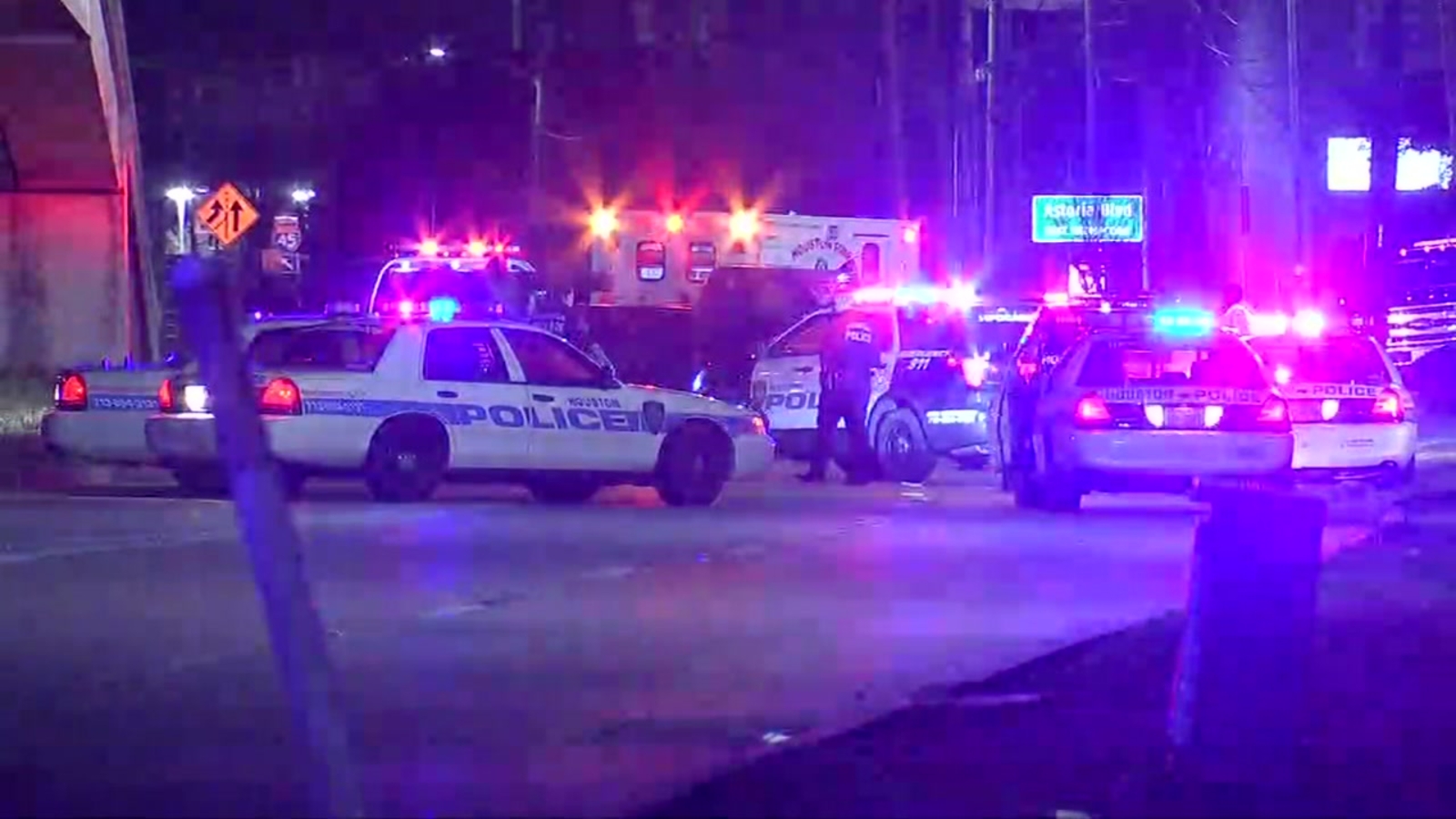 Man dies after losing control of vehicle and crashing on Gulf Freeway ...