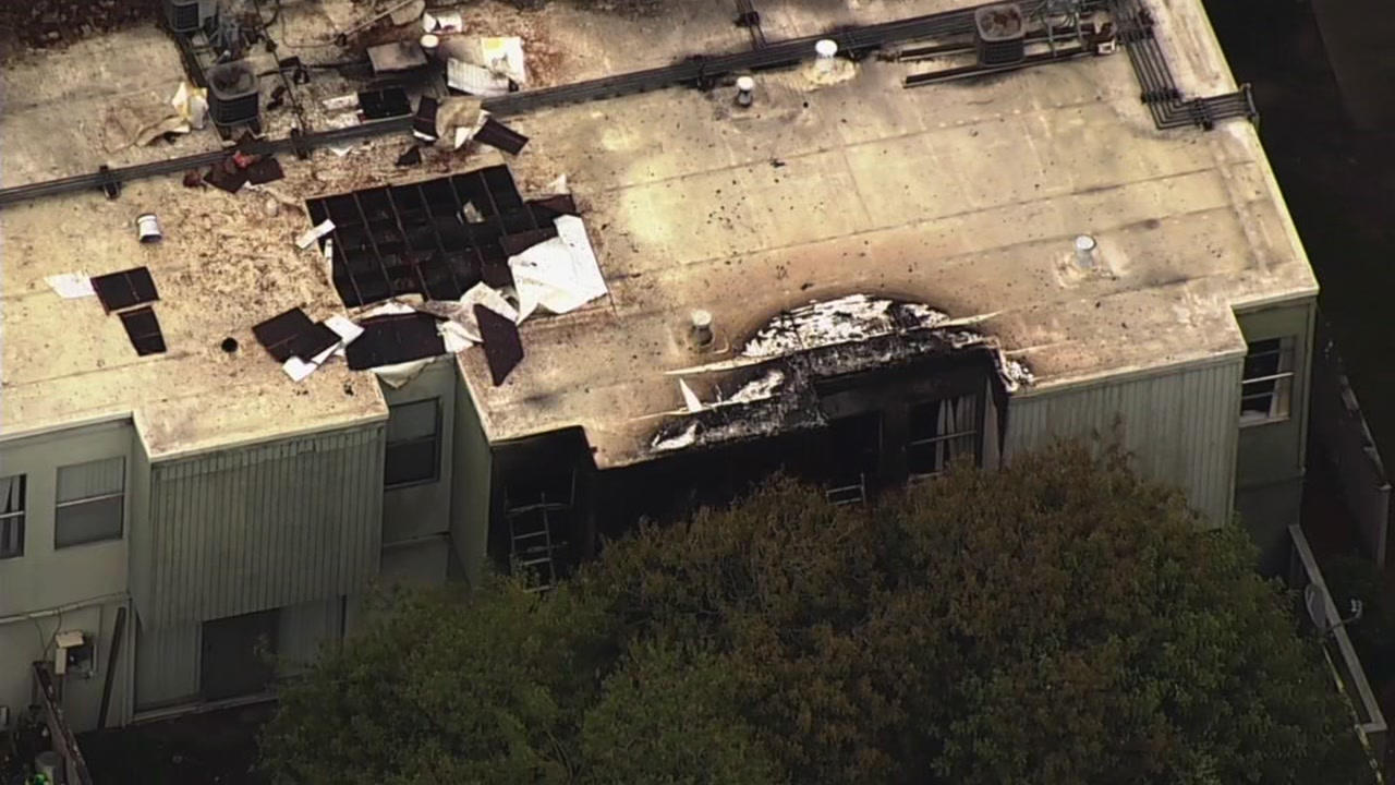 1 dead in 2-alarm fire at apartment building in San Jose - ABC7