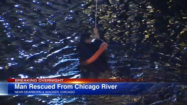 Police officers rescue man screaming for help in Chicago River in Loop ...
