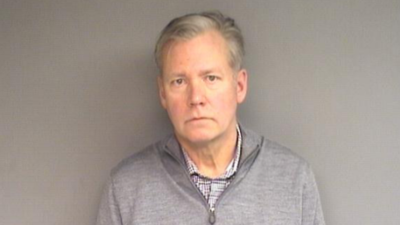Chris Hansen From To Catch A Predator Arrested In Stamford Connecticut Abc7 New York