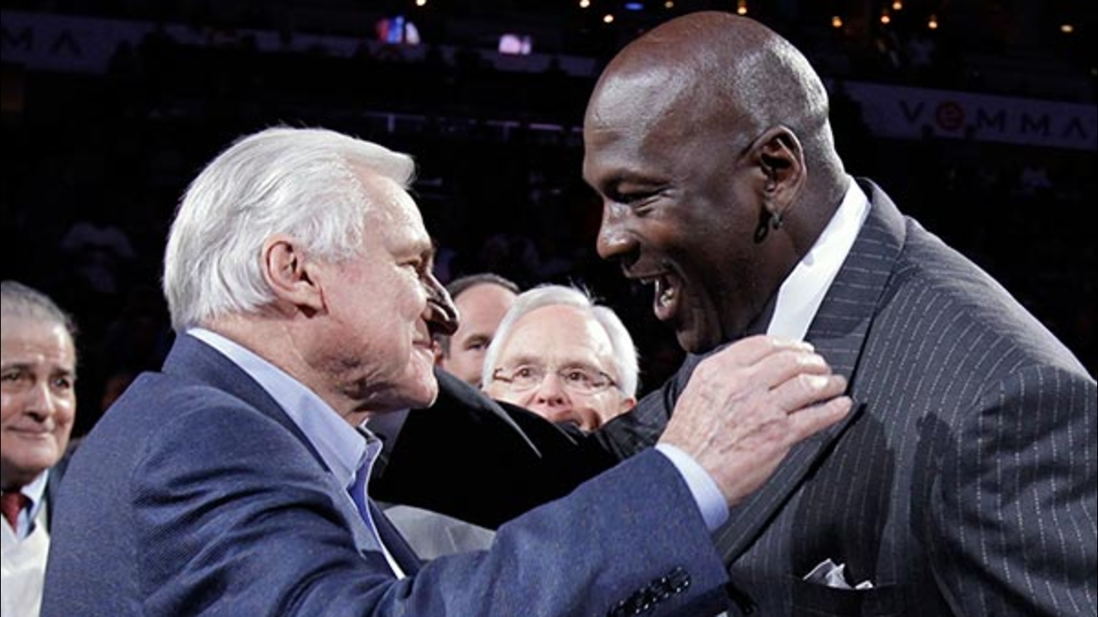 PHOTOS Legendary UNC basketball coach Dean Smith dies at age of 83