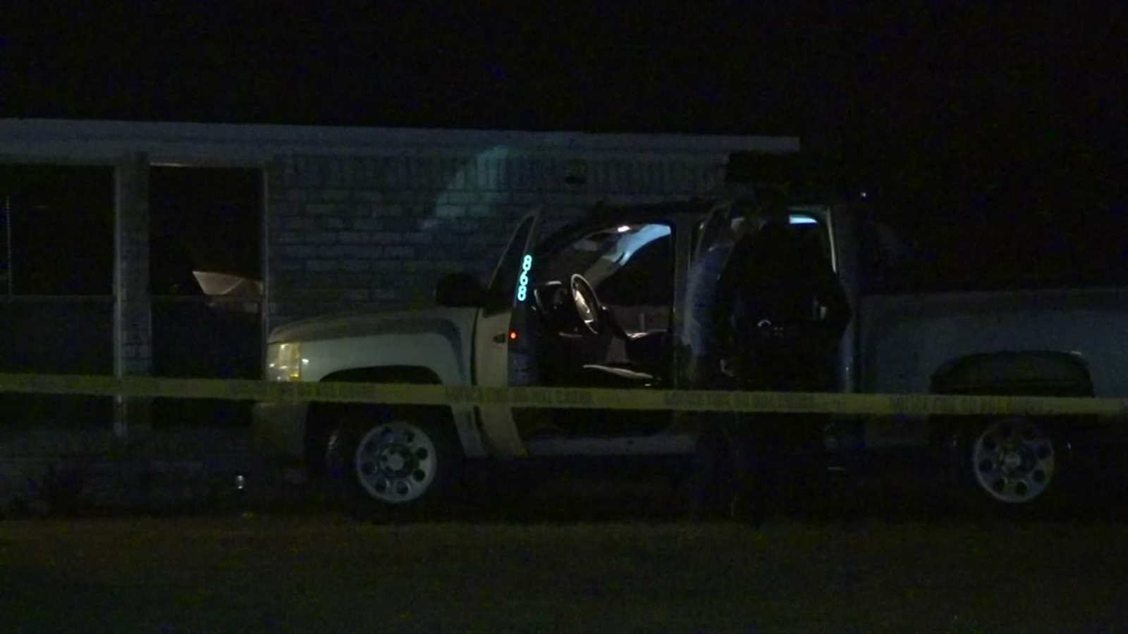Man and woman found shot to death inside home in Lake Jackson - ABC13 ...