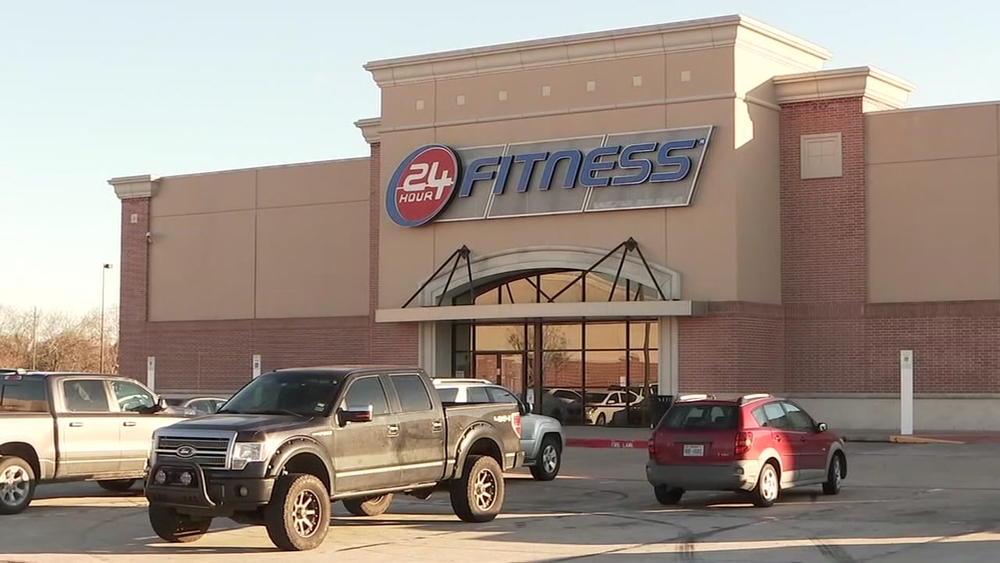 Man locked in 24 Hour Fitness