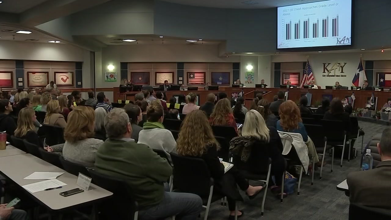 Katy leader wants to limit 'golden parachute' for superintendents