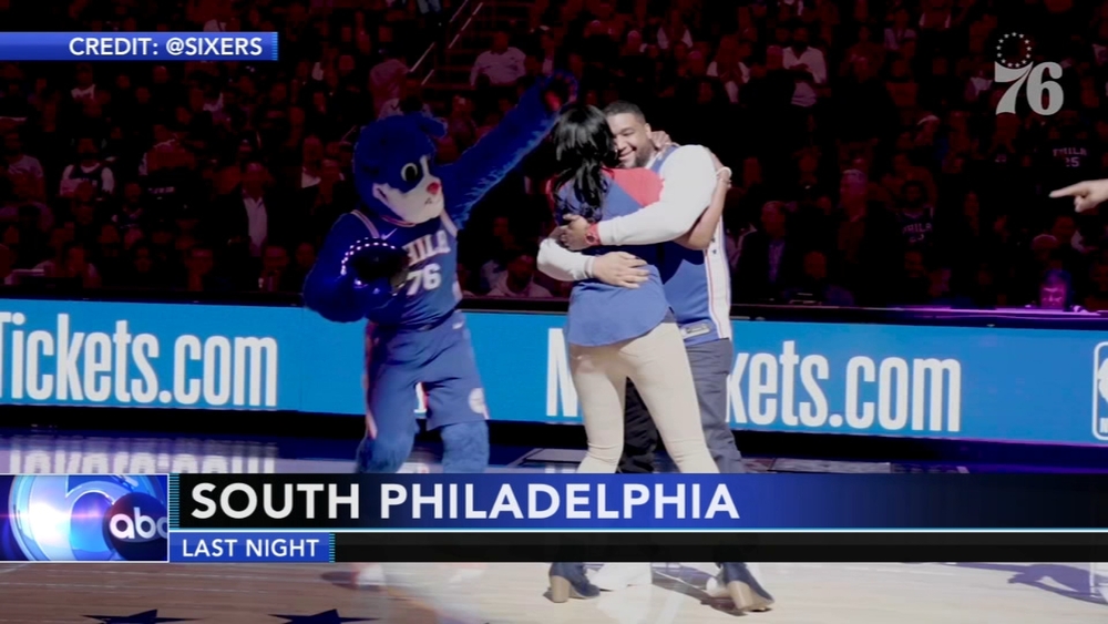 76ers' Franklin helps couple with gender reveal