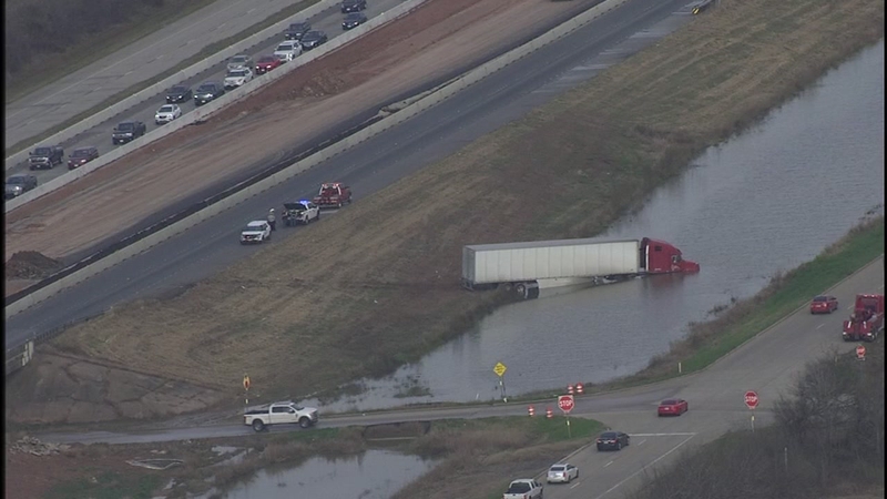 Brookshire Texas Fatal Crash Blocks Eastbound I 10 Traffic Abc13 Houston Brookshire Texas Fatal Crash Blocks Eastbound I 10 Traffic Abc13 Houston