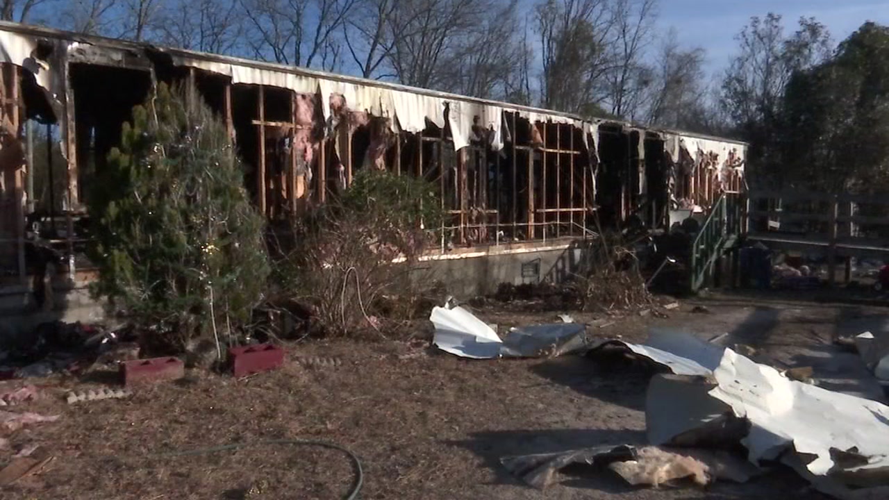1 killed, 1 injured in overnight house fire in Cumberland County
