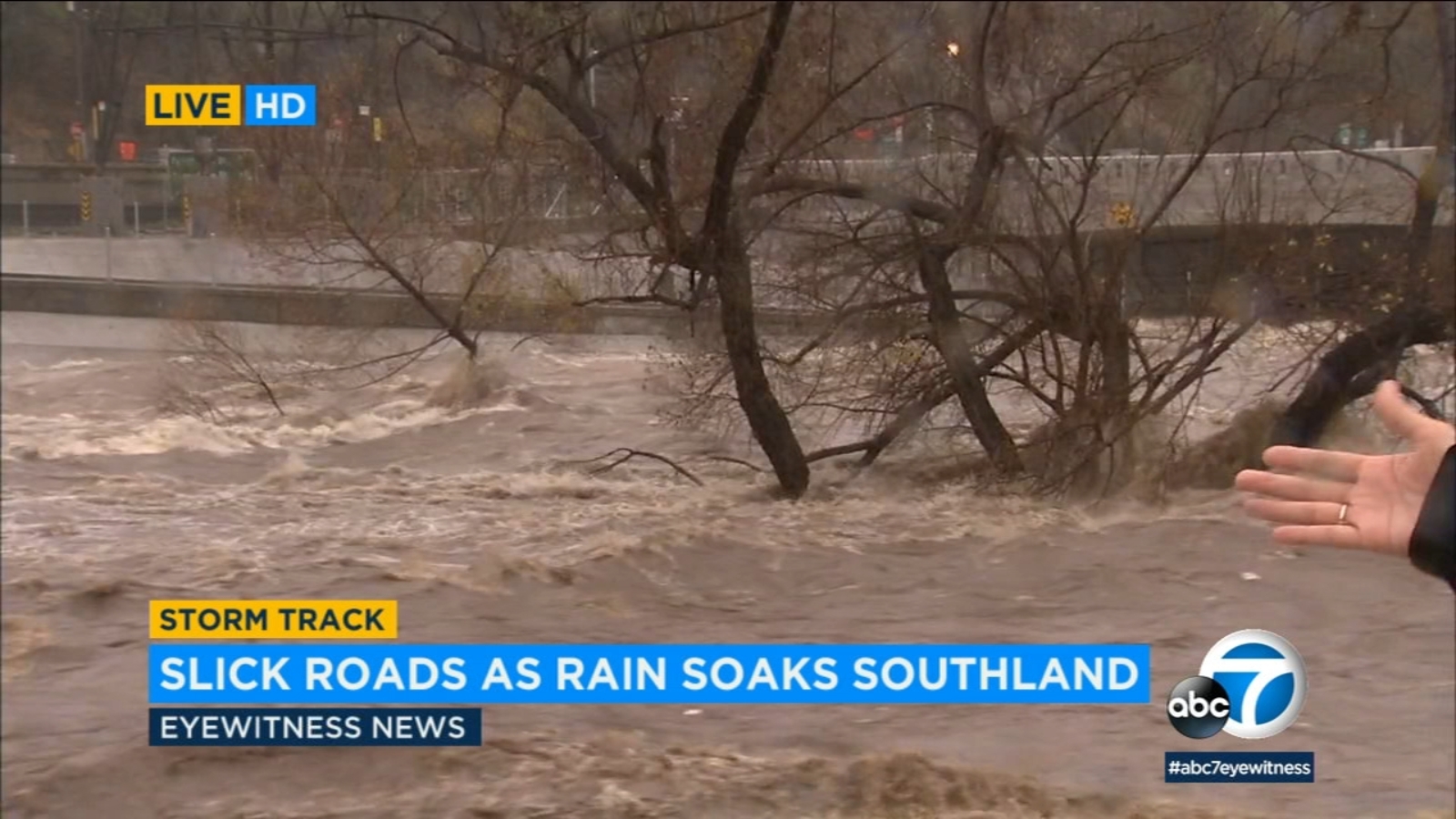 VIDEO: Rain-swollen Los Angeles River roars in Glendale - ABC7 Los Angeles