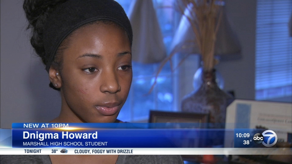 Officers removed from Chicago school after stun gun used on student