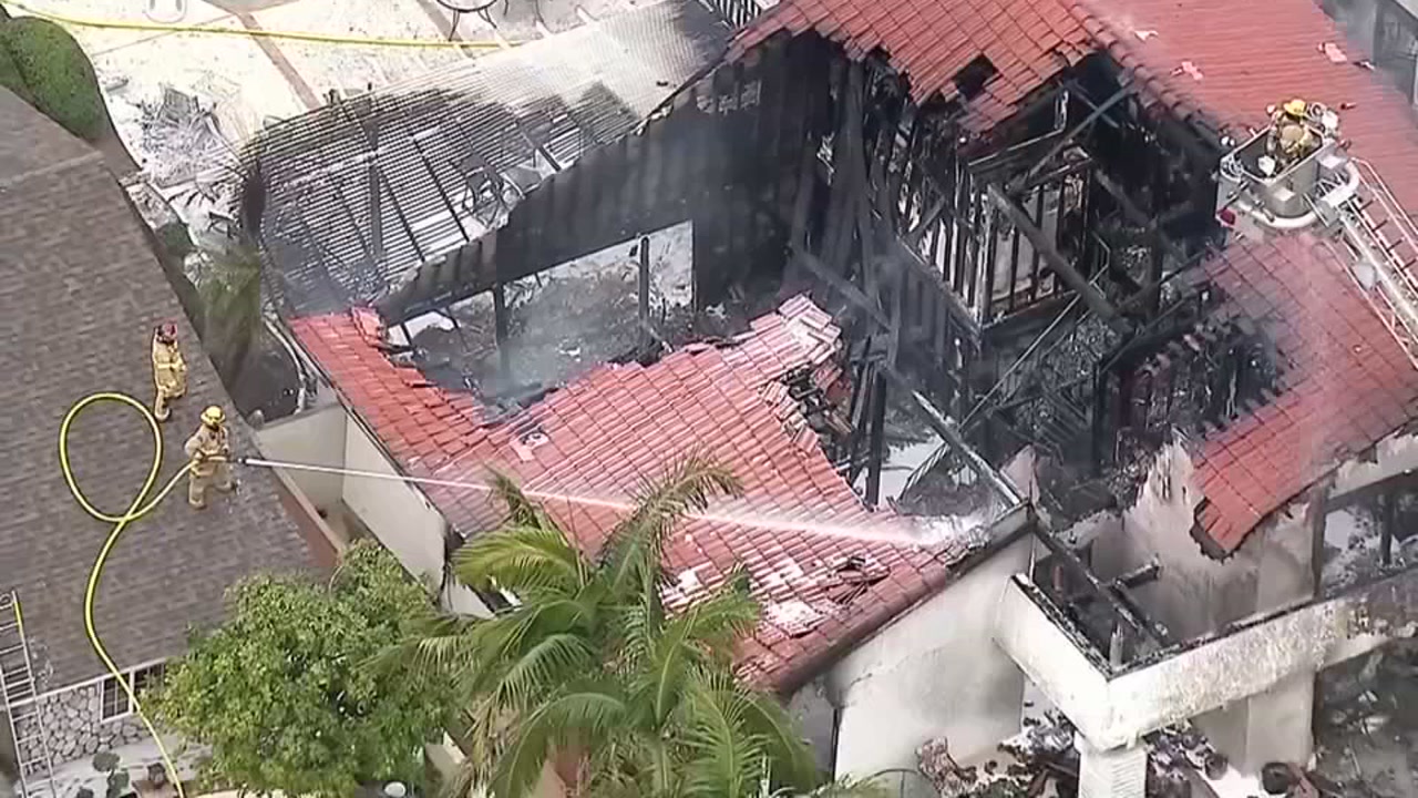Yorba Linda: 5 people killed after small plane crash ignites house fires