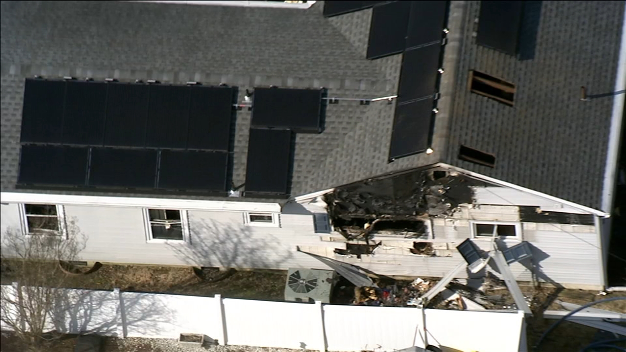 1 dead after house fire in Maple Shade, New Jersey