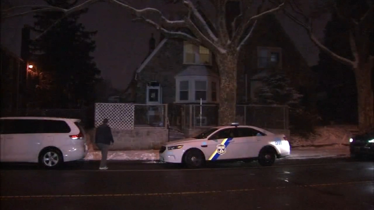 Armed intruders tie up victims in Rhawnhurst home