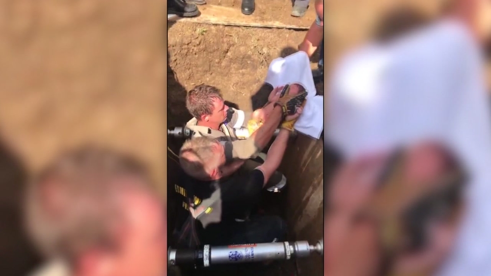 Heroic rescue of newborn in a drainage ditch