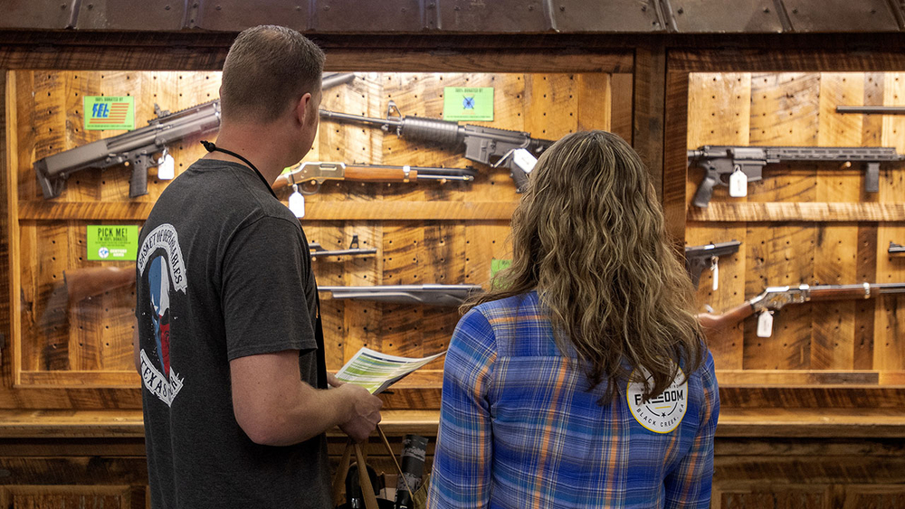 LA City Council votes unanimously to require contractors to disclose NRA ties