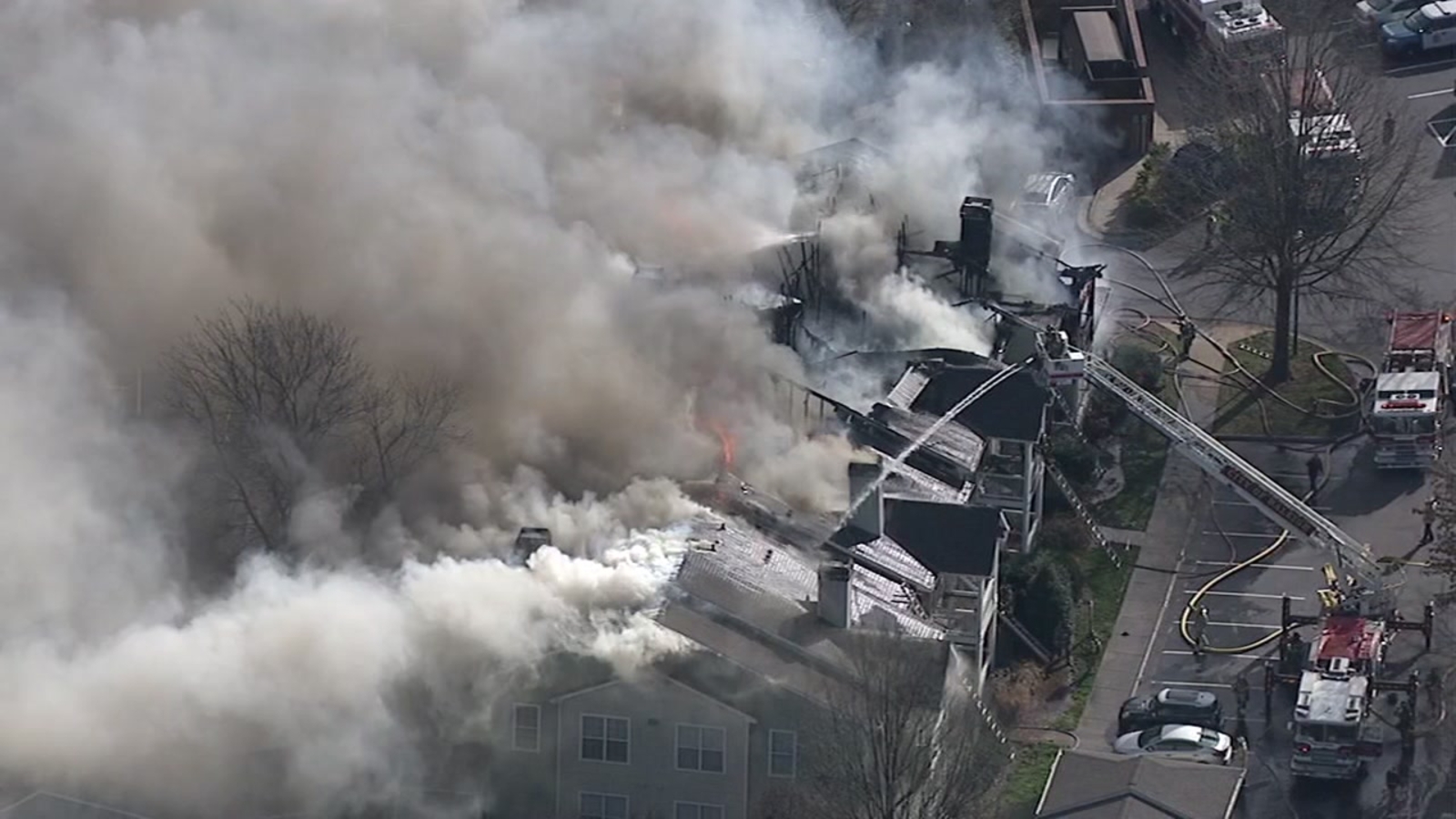 Raleigh apartment fire Several units destroyed at Enclave at