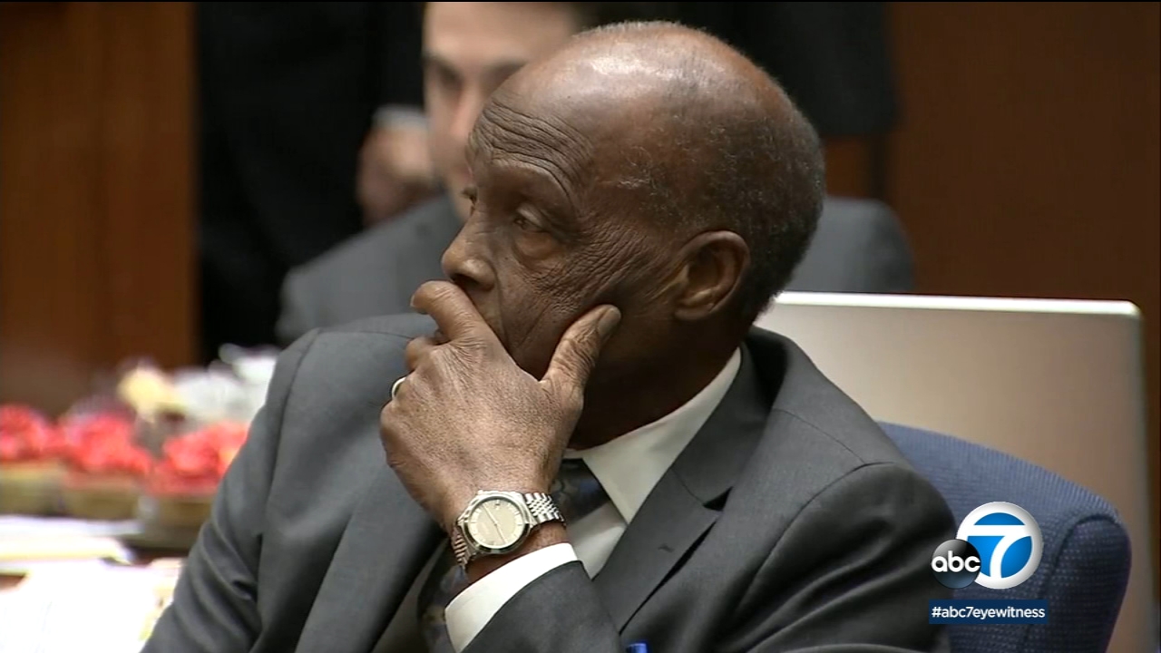 LAPD detective calls Torrance 'herbalist' a 'con-man' during testimony