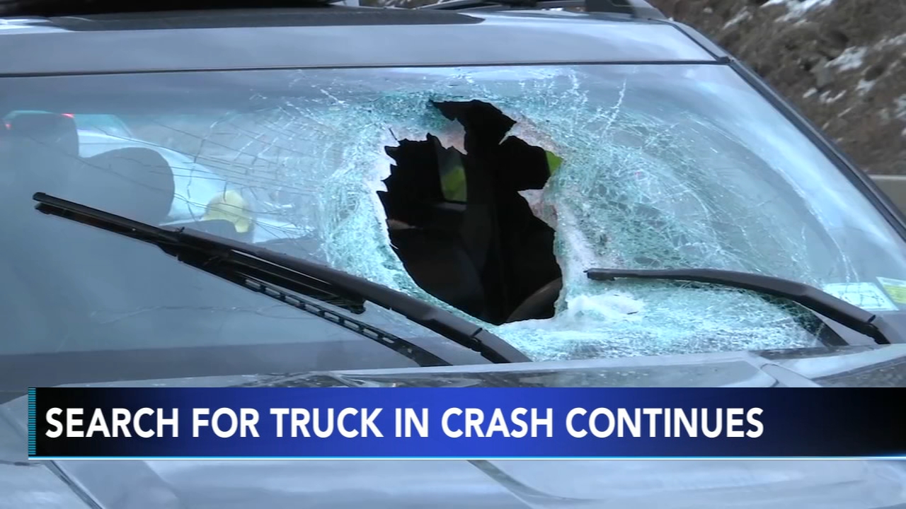 New details in turnpike crash that injured 2