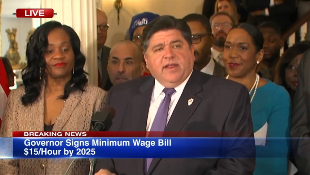 Gov. Pritzker signs minimum wage increase