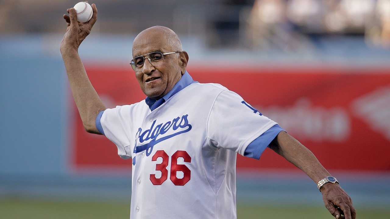 Don Newcombe, legendary Dodger and Cy Young Award winner, dies at 92