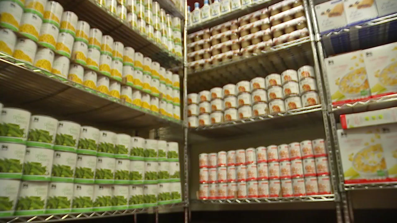 FSU fights student hunger with new food bank