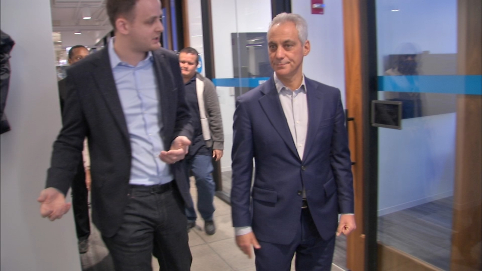 Chicago Mayoral Candidates Comment On golden Parachutes For Emanuel