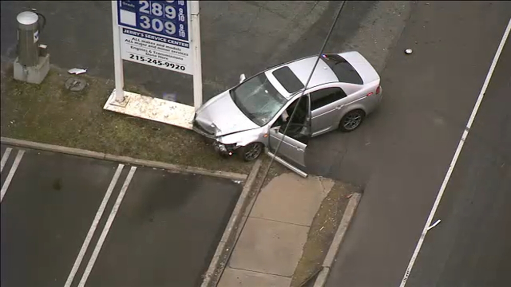 Crash shuts down Street Road in Bensalem