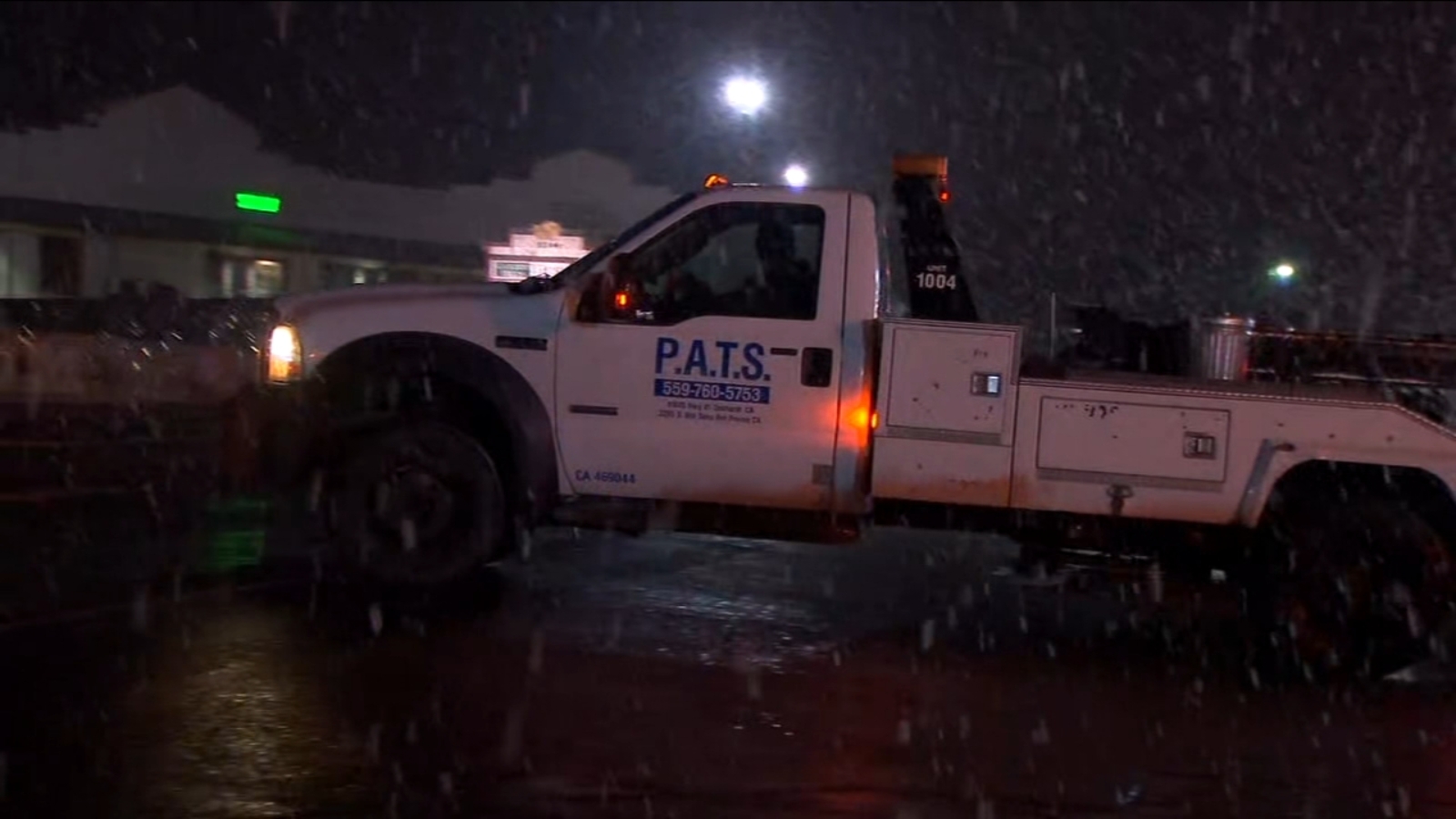 Tow truck drivers brave dangerous road conditions to help drivers