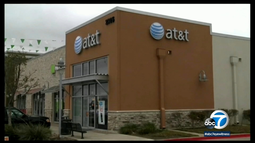 AT&T hiring 125 employees in Cerritos 