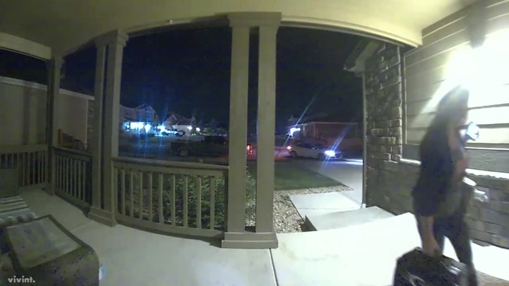 Video shows last time Shanann Watts was seen alive
