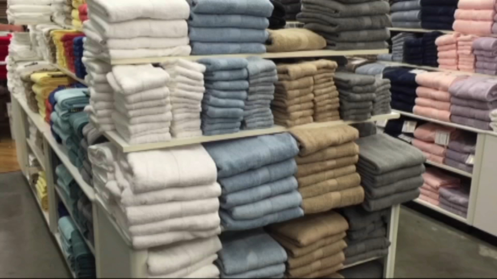 Twitter thread debates how many towels adults should own 6abc