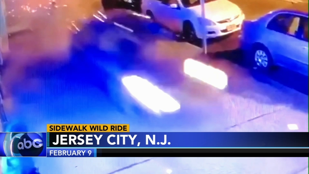 Alleged drunk driver drives on sidwalk, crashes into pole