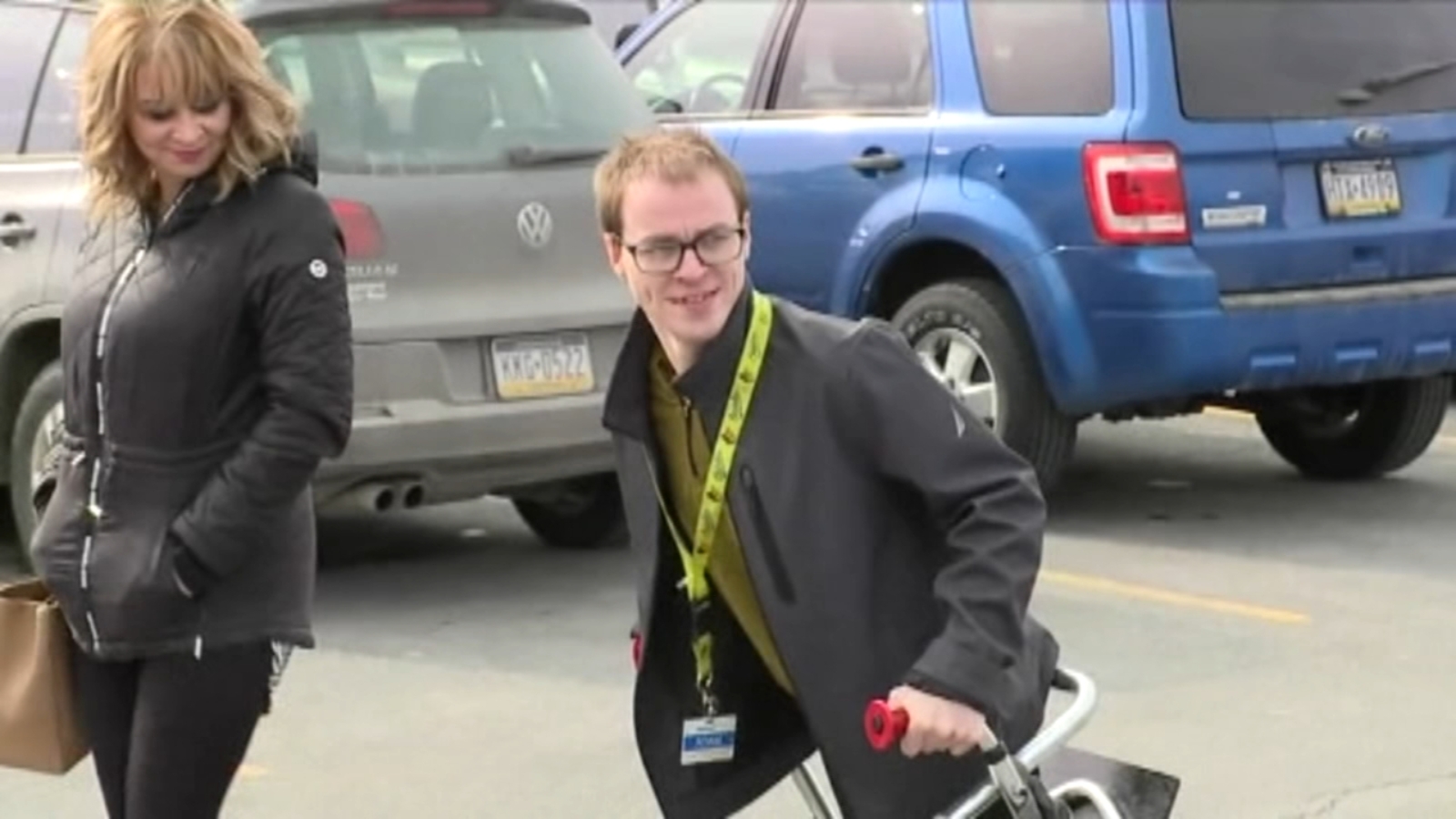 Disabled Pennsylvania greeter meets with Walmart about job; no resolution 6abc Philadelphia