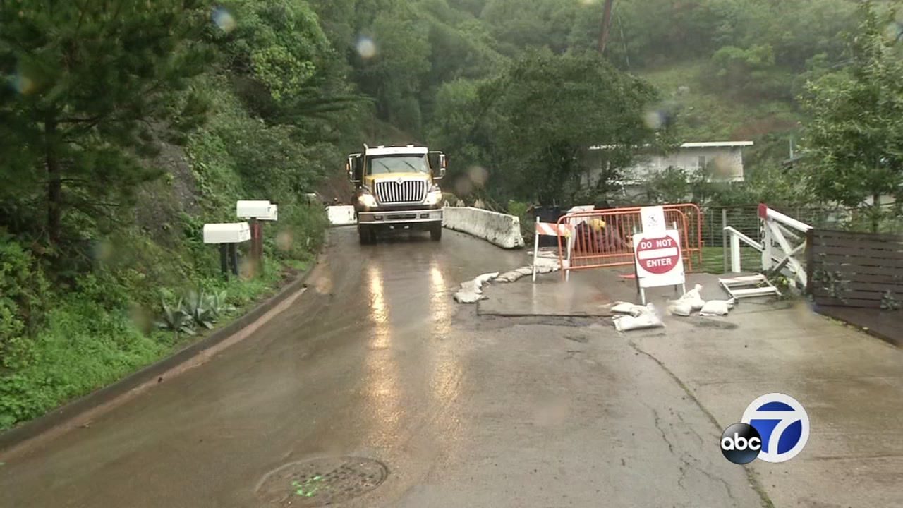 Sausalito mudslide work continues