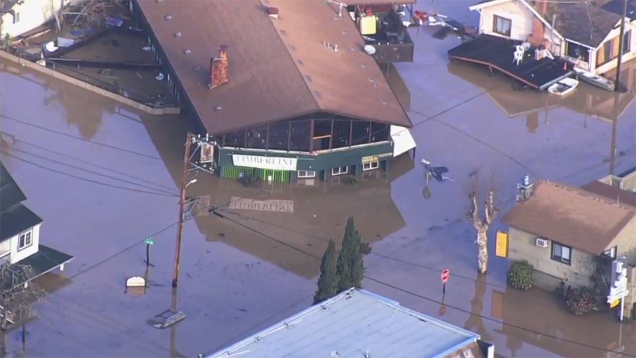 Russian River slowly receding, major damage remains in Guerneville