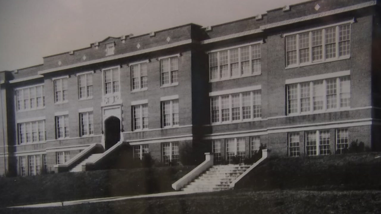 Washington School celebrates 95th year