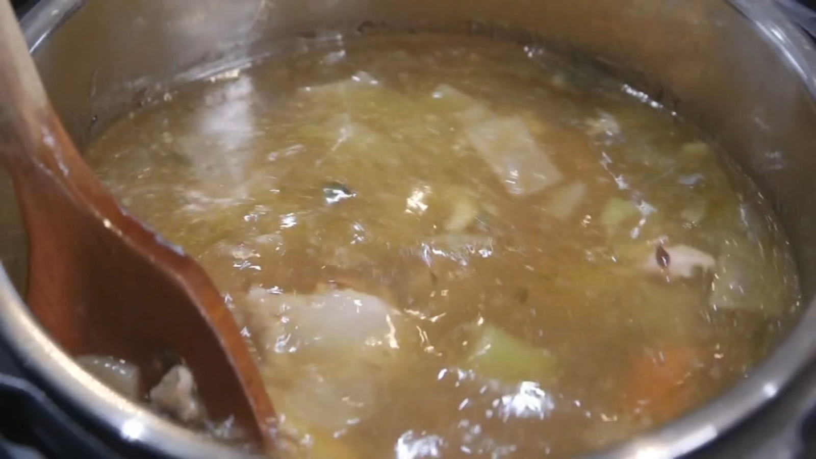 Consumer Reports Chicken broth, chicken stock and bone broth ABC7