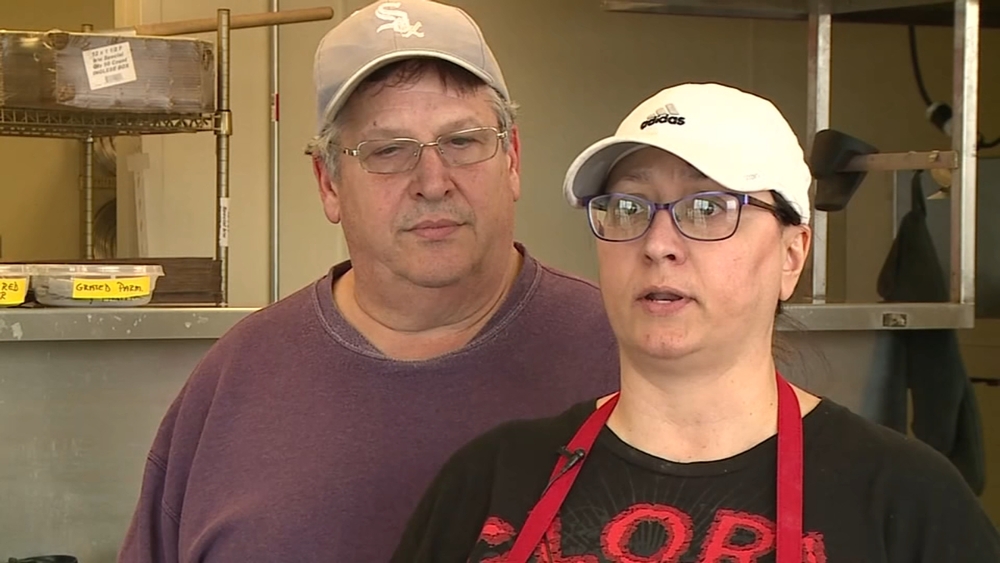 Indianapolis couple opens pizza shop to help employ homeless