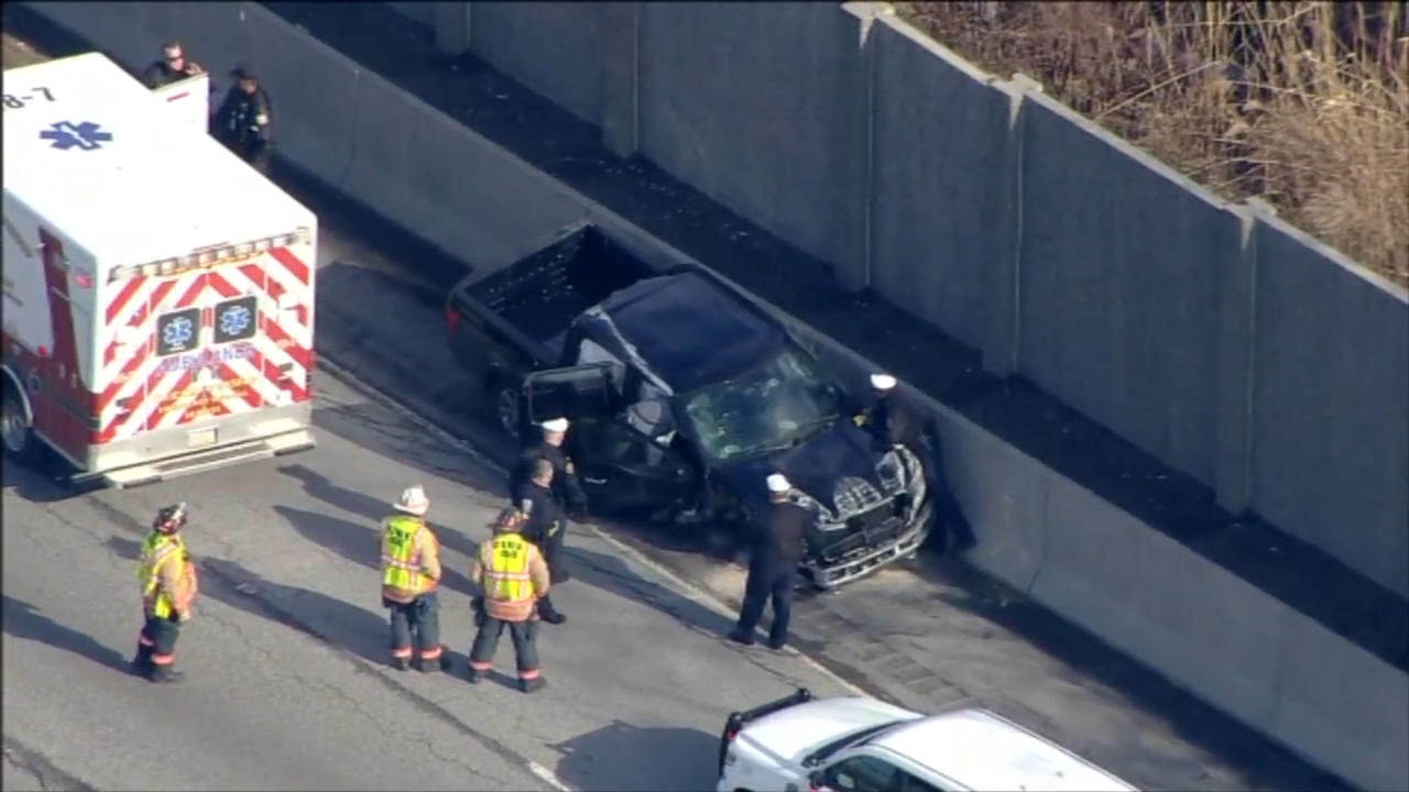 Police: Wrong-way driver crashes into vehicles on I-95 in Delaware County