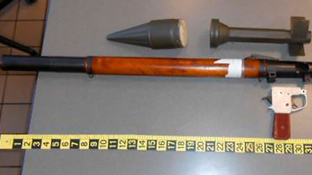 TSA agents find non-working grenade launcher in luggage