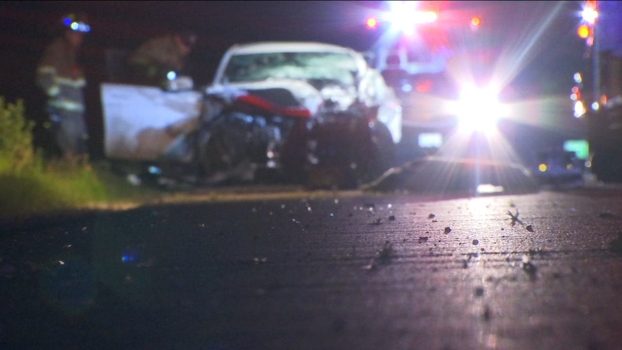 Two killed in head-on crash on Highway 180
