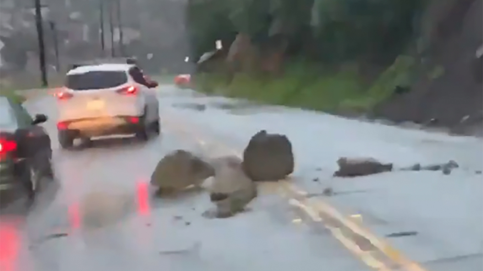 Malibu Canyon Road fully reopened after minor rockslide amid rainy ...