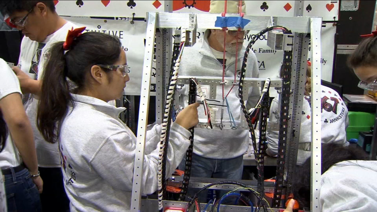 Students from across California and world compete in robotics event
