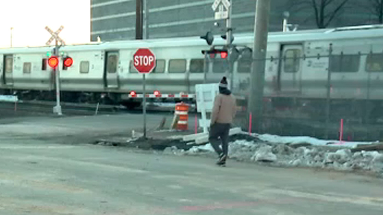 LIRR closes grade crossing near site of deadly crash for reconstruction